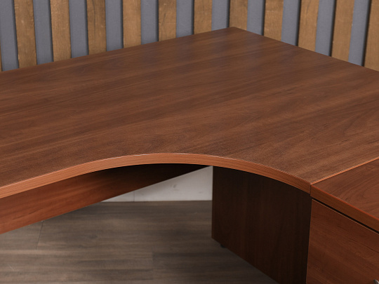 Стол с тумбой ЛДСП Вишня